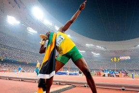 九游娱乐官网 (jiuyou)-传奇“老将”新角色：退役后投身青训和公益事业，传奇主帅