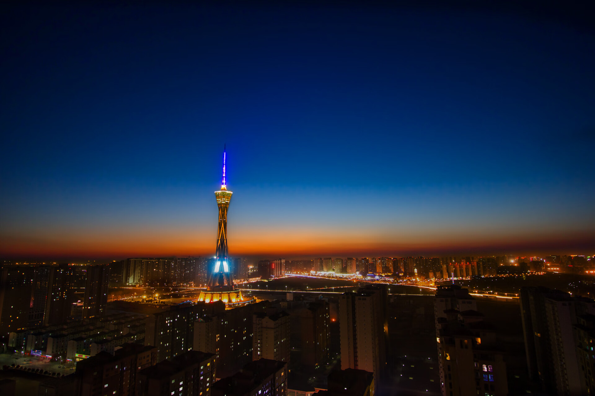 九游娱乐官方平台-“2025世界游泳锦标赛：游泳项目的速度挑战与极限突破”